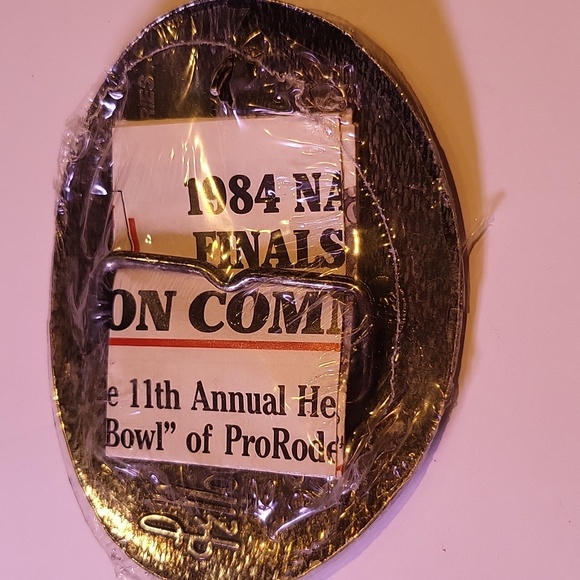 HESSTON NATIONAL FINALS RODEO 1984 - Picture 10 of 11